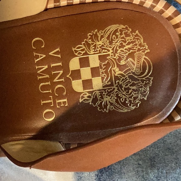 Vince Camuto sandals - Picture 4 of 5